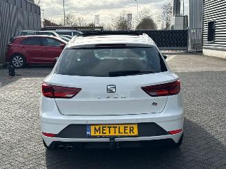 Seat Leon FR 1.4 TSI 16V Combi/o 4Dr Benzine 1.395cc 92kW (125pk) FWD picture 4