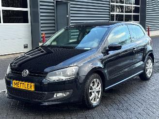Schadeauto Volkswagen Polo 1.4 16V Hatchback  Benzine 1.390cc 63kW (86pk) FWD 2010/11