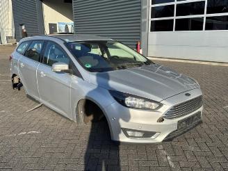 Démontage voiture Ford Focus  2015/11