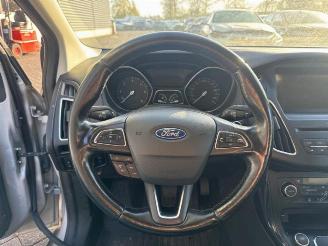 Ford Focus  picture 12