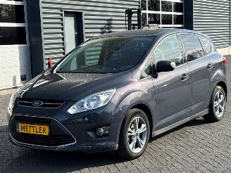 Damaged car Ford C-Max 1.0 Ti-VCT EcoBoost 12V 125 MPV  Benzine 998cc 92kW (125pk) FWD 2014/9
