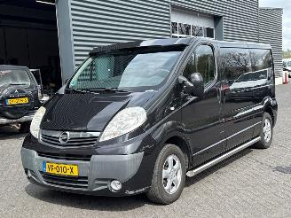 dommages fourgonnettes/vécules utilitaires Opel Vivaro 2.0 CDTI 16V Bestel  Diesel 1.995cc 84kW (114pk) FWD 2013/10
