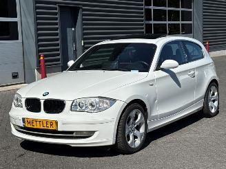 Avarii autoturisme BMW 1-serie 118i 16V Hatchback 2Dr Benzine 1.995cc 105kW (143pk) RWD 2007/8