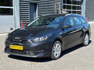 Coche accidentado Kia Ceed 1.0i T-GDi 12V Combi/o 4Dr Benzine 998cc 74kW (101pk) FWD 2025/8