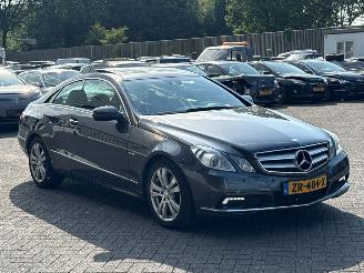 Mercedes E-klasse E-350 CGI V6 24V Coupe 2Dr Benzine 3.498cc 215kW (292pk) RWD picture 7
