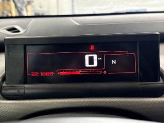 Citroën C4 cactus 1.2 PureTech 82 12V Hatchback 4Dr Benzine 1.199cc 60kW (82pk) FWD picture 16