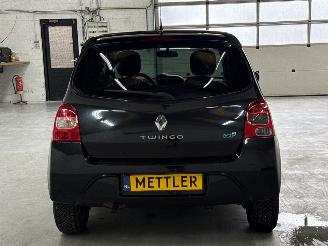 Renault Twingo 1.5 dCi 90 FAP Hatchback 2Dr Diesel 1.461cc 63kW (86pk) FWD picture 4