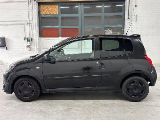Renault Twingo 1.5 dCi 90 FAP Hatchback 2Dr Diesel 1.461cc 63kW (86pk) FWD picture 2