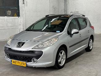 Vaurioauto  passenger cars Peugeot 207 1.4 16V Vti Combi/o  Benzine 1.397cc 70kW (95pk) FWD 2008/6