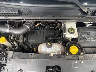 Renault Trafic 1.6 dCi 120 Twin Turbo picture 24