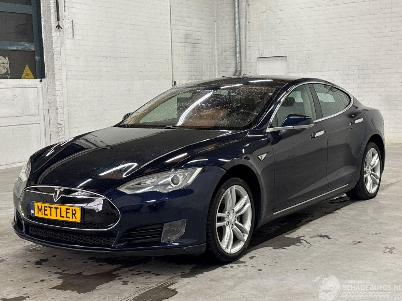 Tesla Model S 85 Liftback  Elektrisch  270kW (367pk) RWD