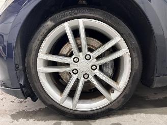 Tesla Model S 85 Liftback  Elektrisch  270kW (367pk) RWD picture 23