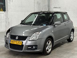 Avarii autoturisme Suzuki Swift 1.3 VVT 16V Hatchback  Benzine 1.328cc 68kW (92pk) FWD 2008/7