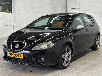 Damaged car Seat Leon 2.0 TFSI FR 16V Hatchback 4Dr Benzine 1.984cc 147kW (200pk) FWD 2008/1