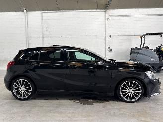 Mercedes A-klasse 2.2 A-220 d 16V Hatchback  Diesel 2.143cc 130kW (177pk) FWD picture 6