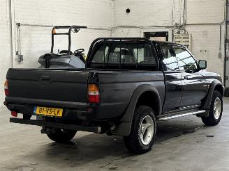 Mitsubishi L-200 2.5 TDI Pick-up  Diesel 2.477cc 73kW (99pk) RWD 1e eigenaar picture 5