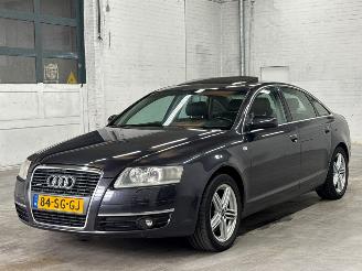 Auto incidentate Audi A6 3.2 V6 24V FSI Quattro Sedan 4Dr Benzine 3.123cc 188kW (256pk) 4x4 2004/9