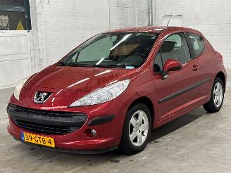 škoda osobní automobily Peugeot 207 1.4 Hatchback  Benzine 1.360cc 54kW (73pk) FWD 2008/8