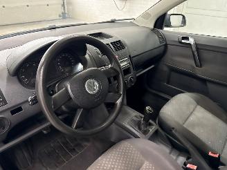 Volkswagen Polo 1.4 16V Hatchback  Benzine 1.390cc 55kW (75pk) FWD picture 12