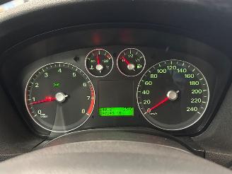 Ford Focus 1.6 16V Hatchback  Benzine 1.596cc 74kW (101pk) FWD picture 14