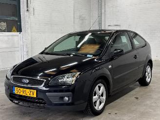 Coche accidentado Ford Focus 1.6 16V Hatchback  Benzine 1.596cc 74kW (101pk) FWD 2005/6