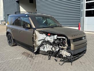 Salvage car Land Rover Defender Defender II, Terreinwagen, 2019 2.0 16V P300e 2025/5