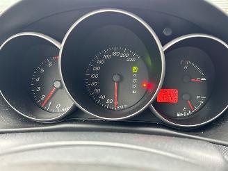 Mazda 3 1.6i 16V Hatchback  Benzine 1.598cc 77kW (105pk) FWD picture 15