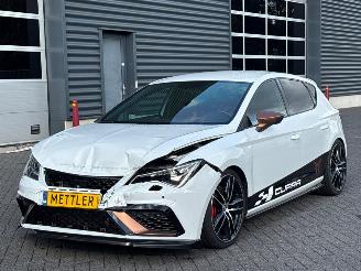 krockskadad bil auto Seat Leon 2.0 TSI Cupra 300 16V Hatchback 4Dr Benzine 1.984cc 221kW (300pk) FWD 2017/9