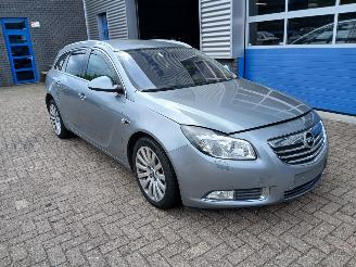 Coche accidentado Opel Insignia Sports tourer 2.0 Diesel Bulgaria papers 2011/5