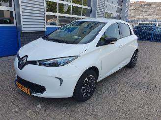 Voiture accidenté Renault Zoé R240 Intens 22 kWh (KOOP accu) 2016/3
