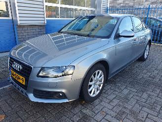 Unfallwagen Audi A4 3.2 FSI Pro Line 2011/9
