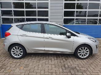 Ford Fiesta 1.0 EcoBoost Titanium Automaat picture 6
