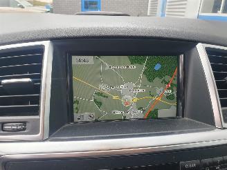 Mercedes ML 350 Bluetec automaat picture 24