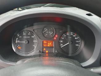 Peugeot Partner L2 122 1.6 BlueHDi 100 Premium Pack S&S picture 13