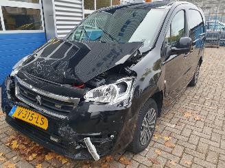 Peugeot Partner L2 122 1.6 BlueHDi 100 Premium Pack S&S picture 2