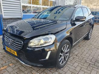 Schadeauto Volvo Xc-60 2.0 D4 FWD Polar+ Automaat 2017/1