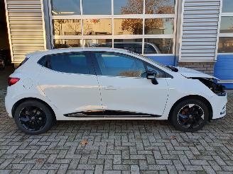 Renault Clio 0.9 TCe Limited picture 6