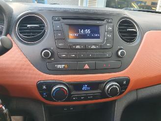 Hyundai I-10 1.0i i-Motion Comfort picture 18