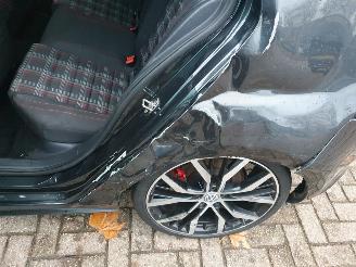 Volkswagen Golf 2.0 TSI GTI Automaat DSG picture 15