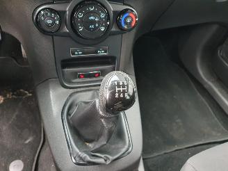 Ford Fiesta 1.0 Titanium picture 22