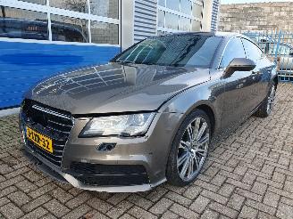 damaged passenger cars Audi A7 Sportback 3.0 TFSI quattro Pro Line plus Automaat 2010/11