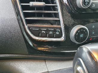 Ford Transit 350 2.0 TDCI L2H2 Limited AUTOMAAT picture 21