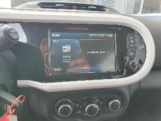 Renault Twingo 1.0 SCe Dynamique picture 21