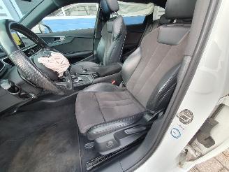 Audi A4 Avant 3.0 TDI quattro Sport Pro Line S Automaat picture 14