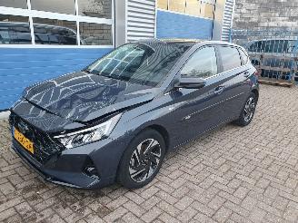 Coche accidentado Hyundai I-20 1.0 T-GDI Premium Hybrid 2021/10