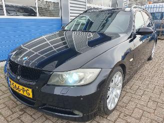 Unfallwagen BMW 3-serie Touring 320i 2006/9