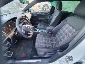 Volkswagen Golf 2.0 TSI GTI Performance Business Automaat picture 18