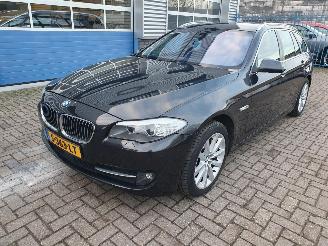 uszkodzony samochody osobowe BMW 5-serie 530i High Executive Automaat 2012/3