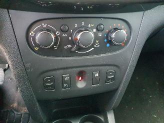 Dacia Logan MCV 0.9 TCe Prestige picture 20