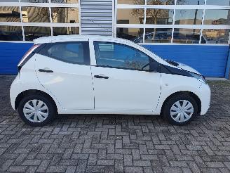 Toyota Aygo 1.0 VVT-i x-fun picture 6